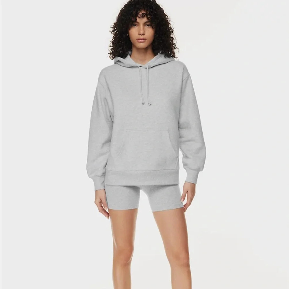 Aritzia‎ TNA gray hoodie